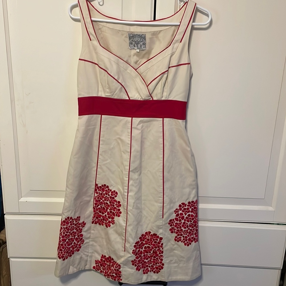Anthropologie Floreat red and cream dress. Embroidered flowers. Size 4